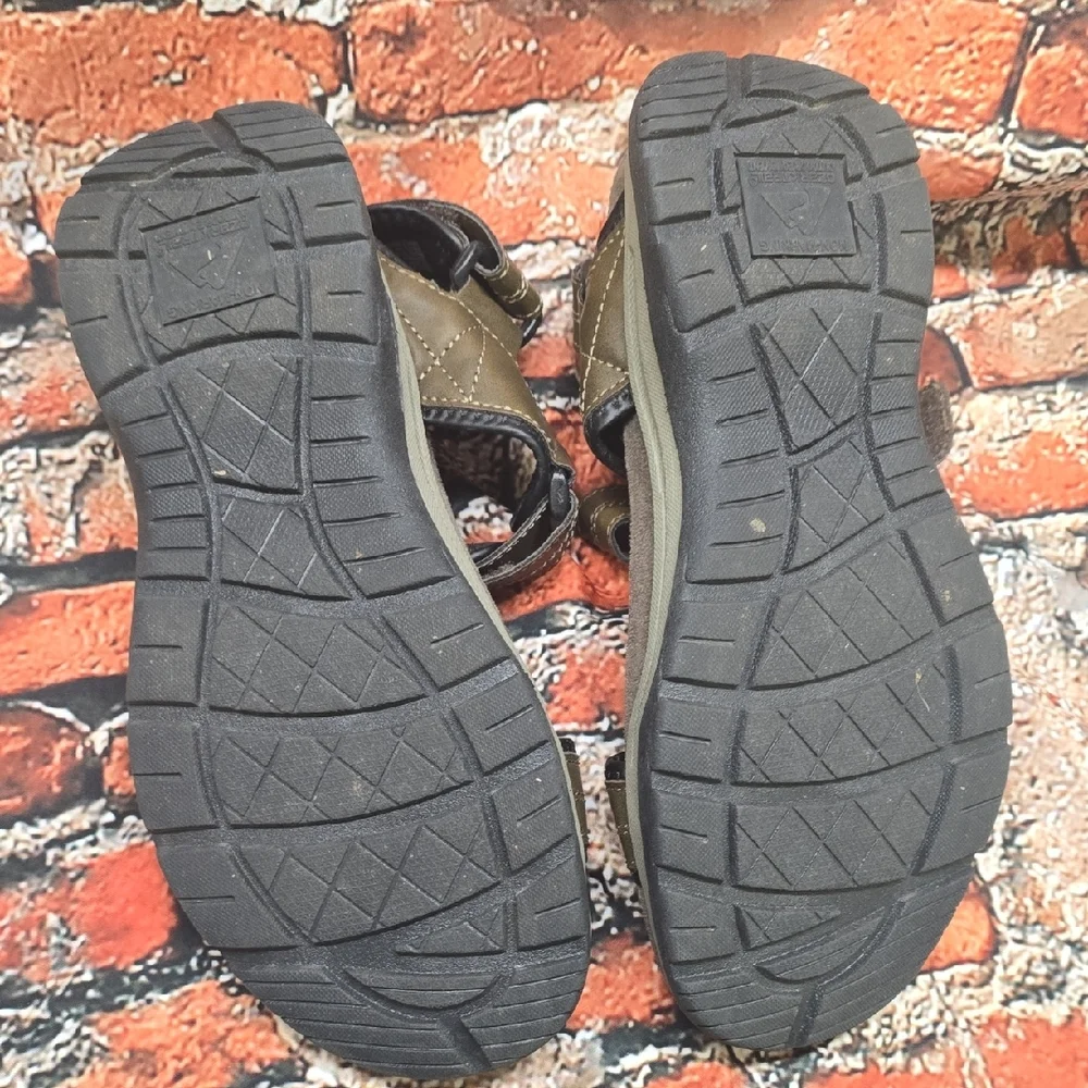 Ozark Trail Men's Khaki/Olive Green Outdoor Terrain Strap Sandals, Size 8